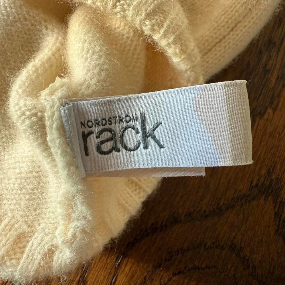 Nordstrom Cashmere Cream Knit Beanie w/ Fur Pom
